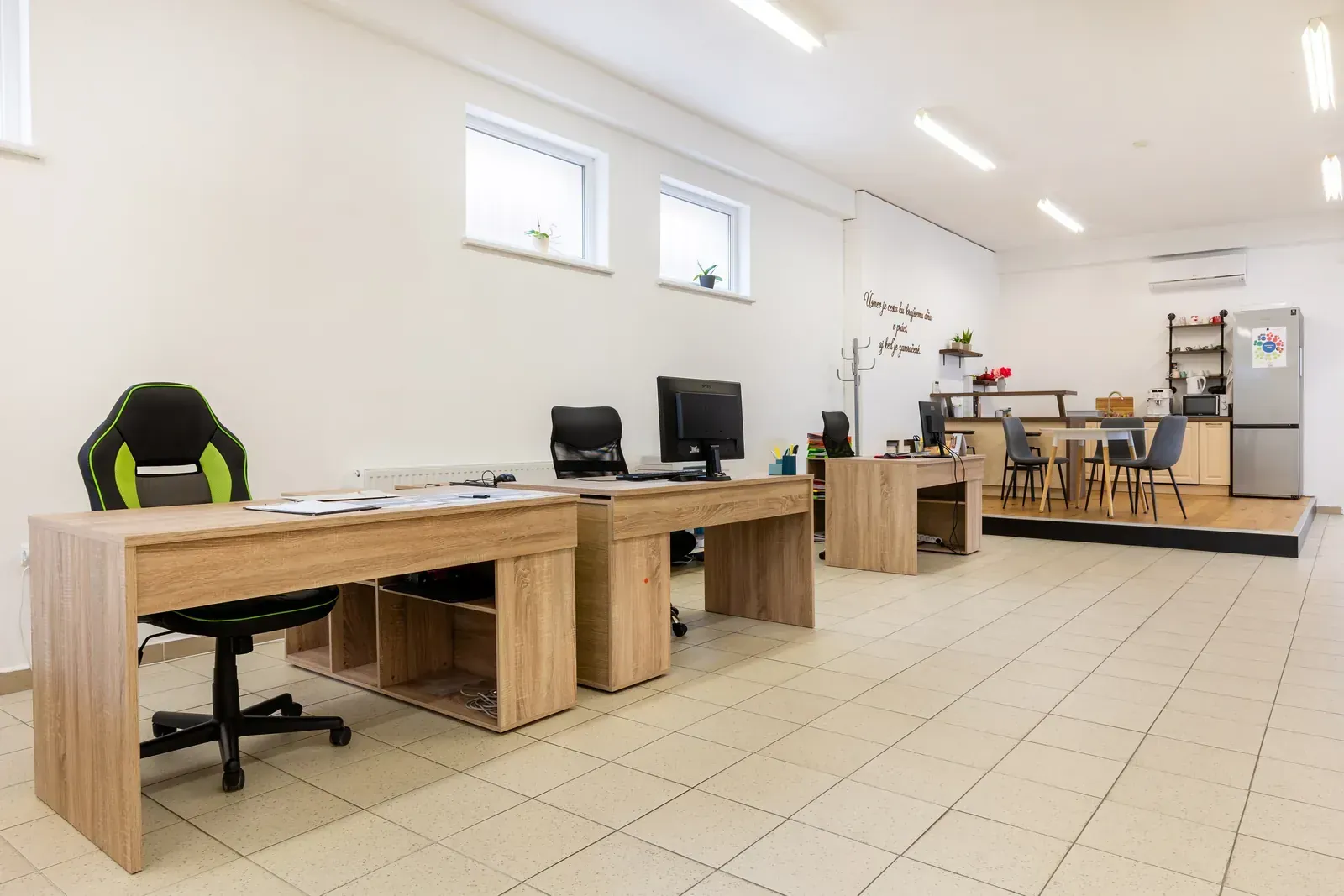 Skvelé miesto pre sklad aj obchod!